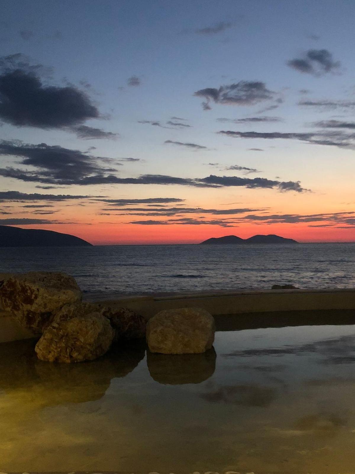 Dn Apartments Vlorë Екстериор снимка
