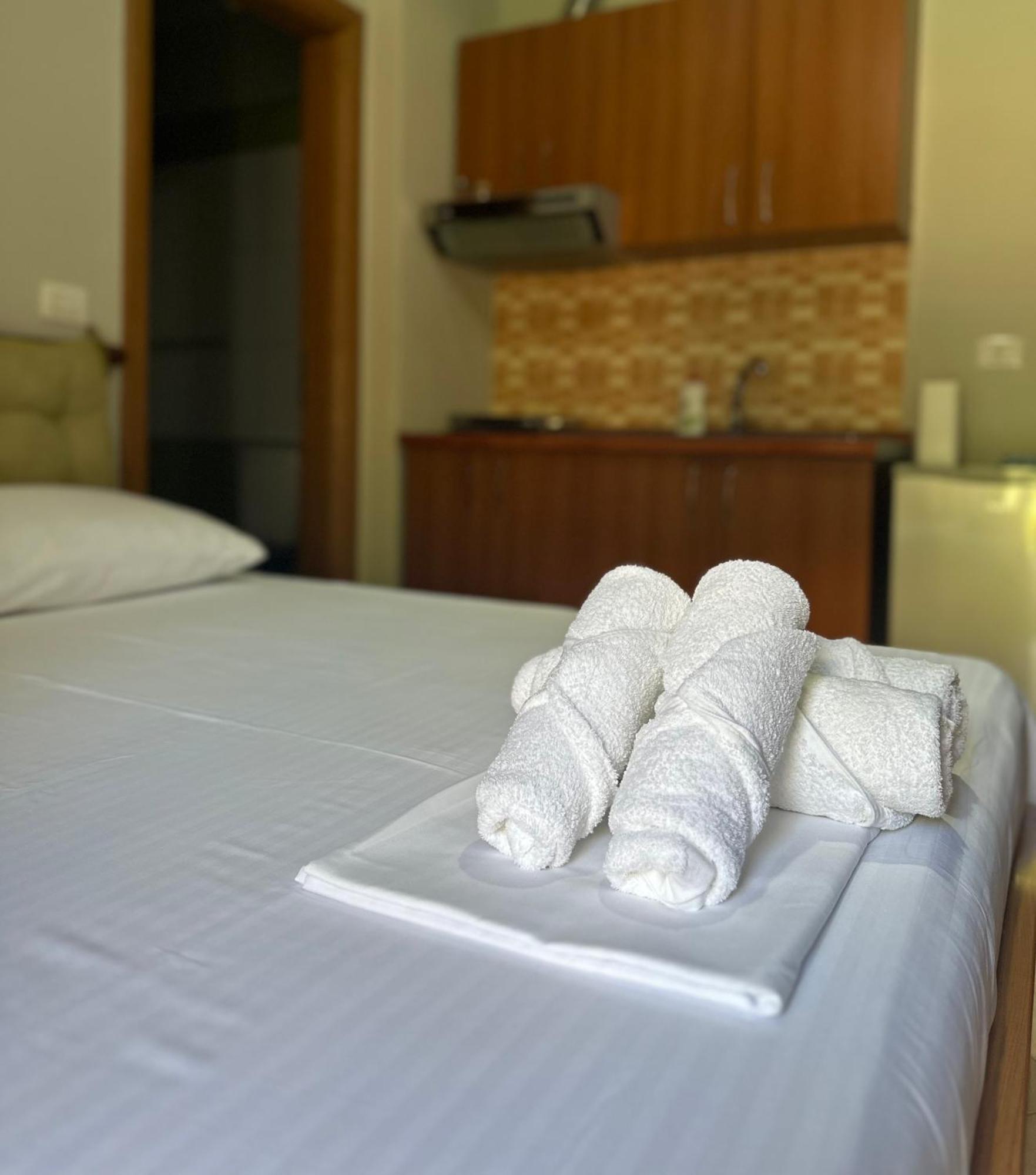 Dn Apartments Vlorë Екстериор снимка